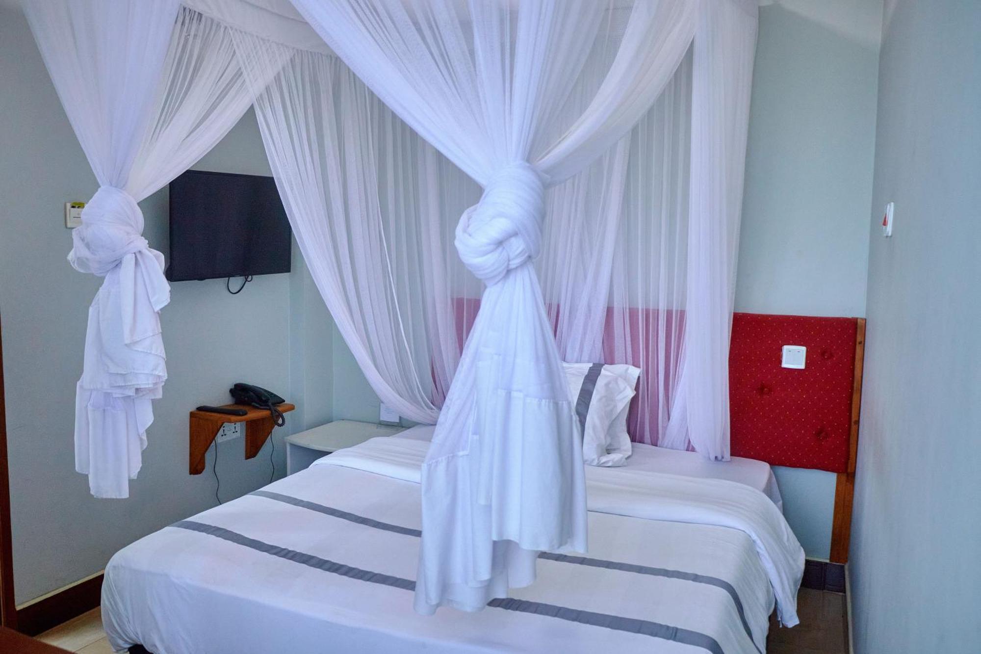 Elanacha Hotel Αρούσα Εξωτερικό φωτογραφία