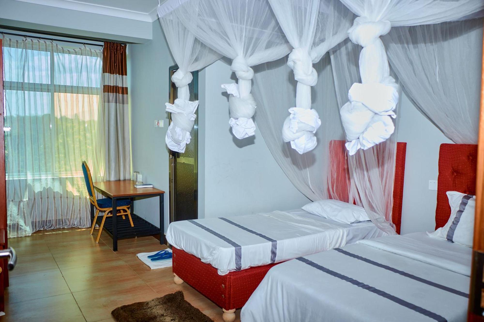 Elanacha Hotel Αρούσα Εξωτερικό φωτογραφία